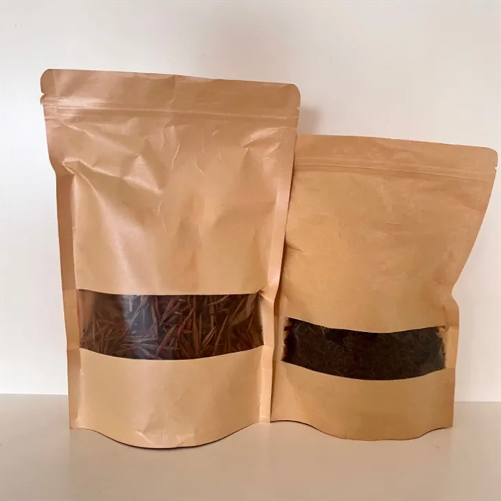 विंडोज़ के साथ स्टैंड-अप पाउच